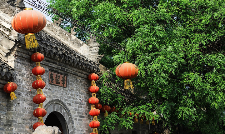 "参观了中医药起源、中医药五千年发展史、华佗和他的中医药成果、中医药资源和亳州现代中医药文化发展..._华祖庵"的评论图片